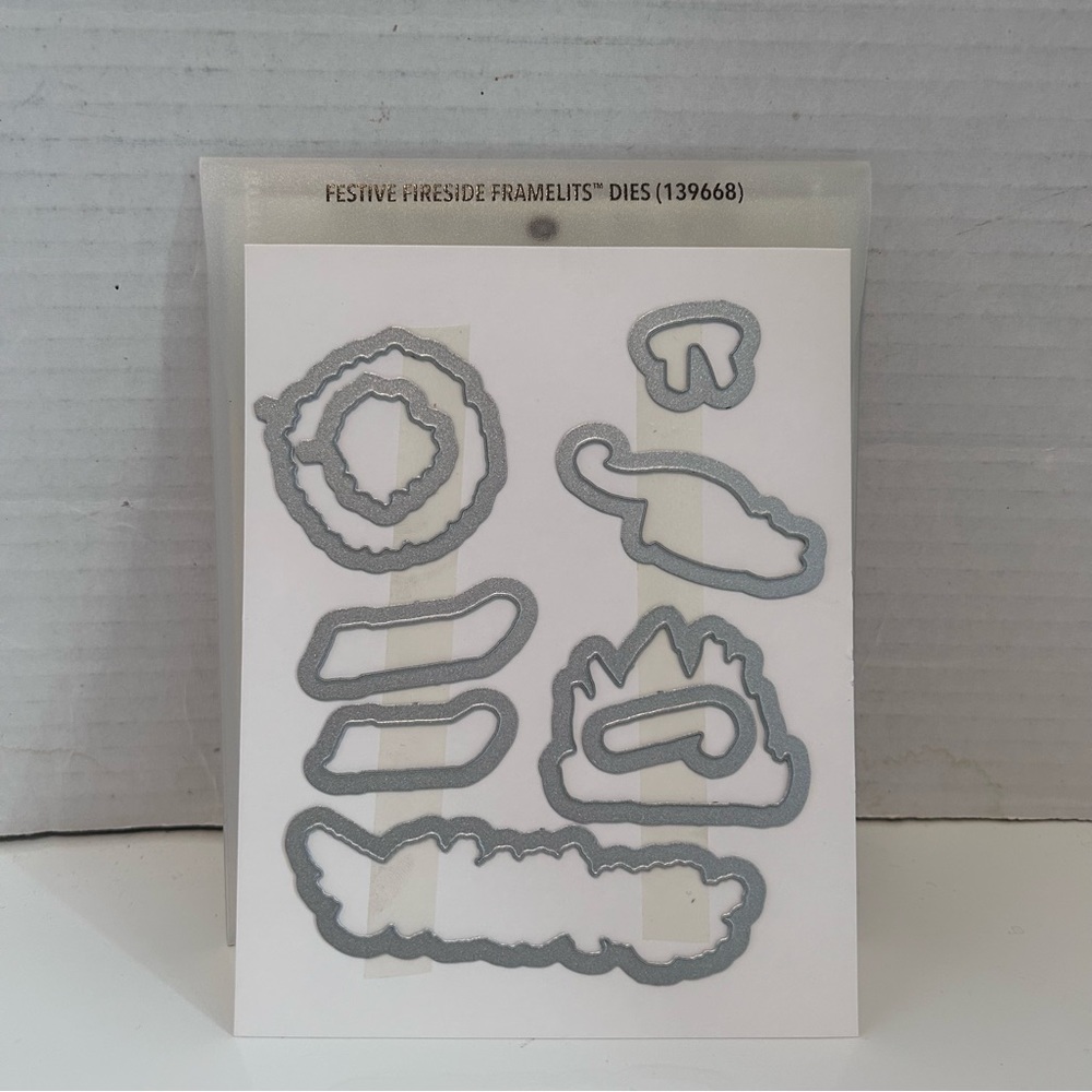 Stampin’ up! Sizzix Festive fireside framelits dies 9 pcs